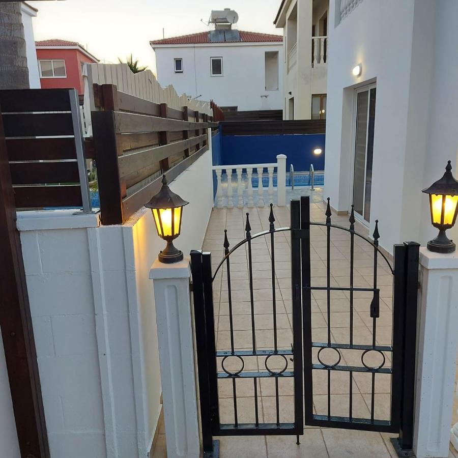 Stylish Villa Paralimni Exterior foto